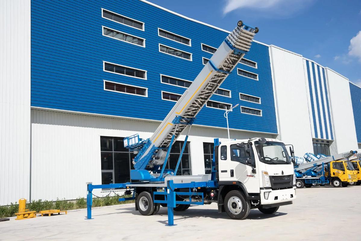 江夏小型云梯车上料车租赁多少钱