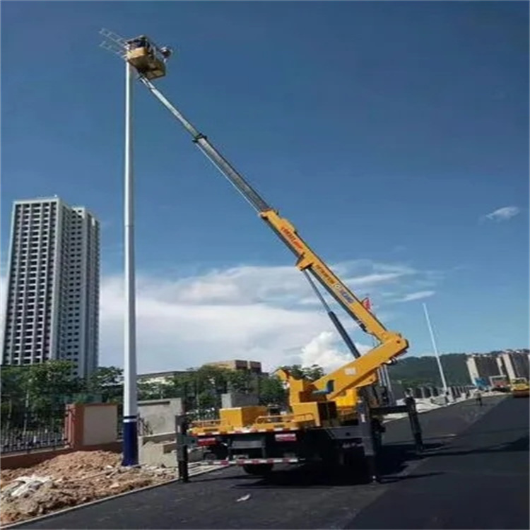 江夏维修路灯的曲臂升降车出租