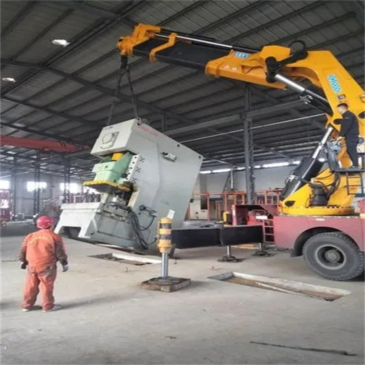 江夏80吨折臂吊车出租附近电话