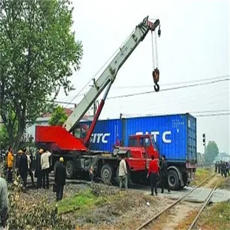 江夏如何快速找到附近的吊车救援公司